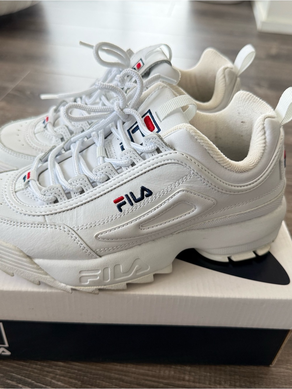 FILA Disruptor II Premium White Sneakers size 6